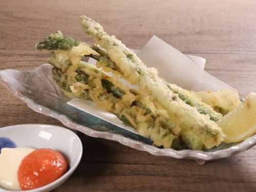 まるごと！　アスパラガスの天ぷら　～明太マヨ～